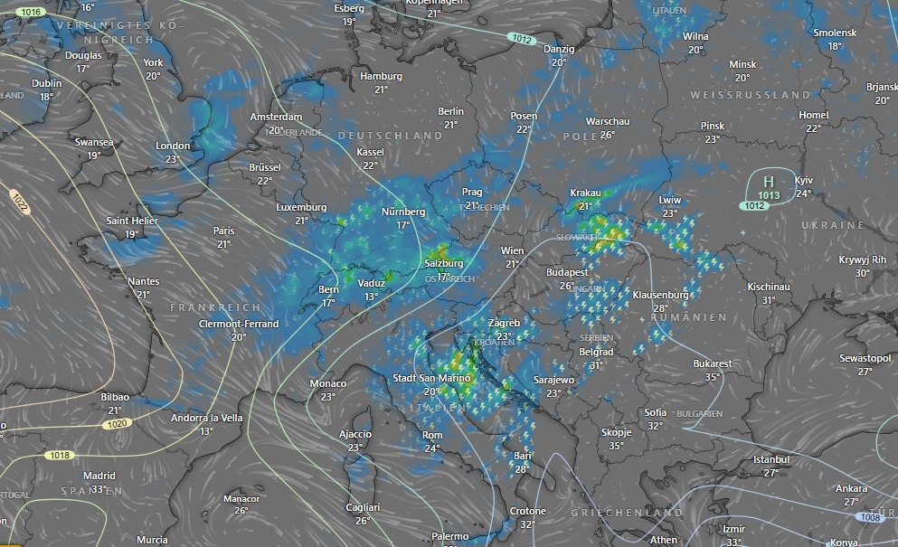 Das Bild zeigt teilweise großflächigen Regen in weiten Teilen Europas.